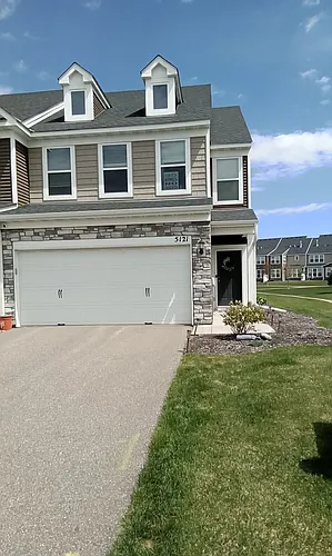 5121 94th Ln N Photo 1