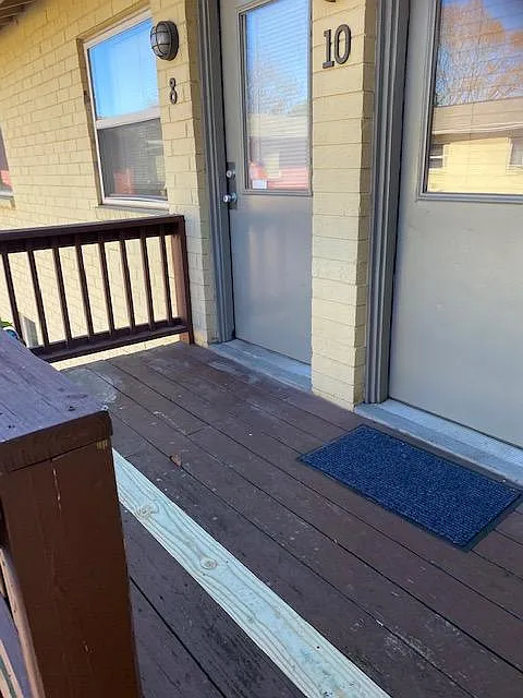 571 Formwalt St SW — Photo 2