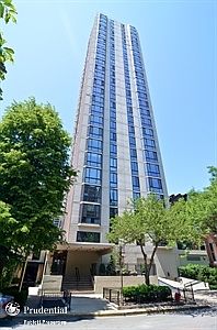 1st image of 1530 N Dearborn Pkwy Unit 7NT
