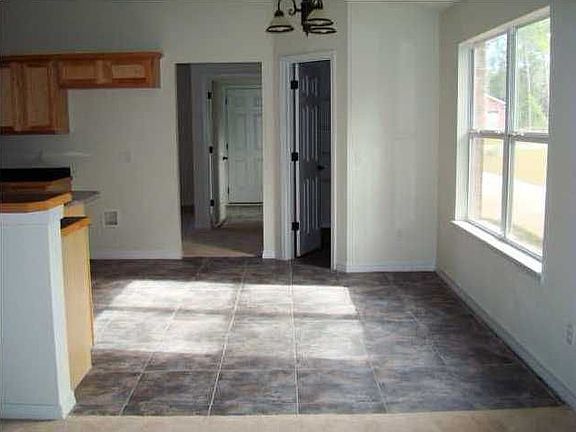 3rd image of 674 Waterview Cove Dr