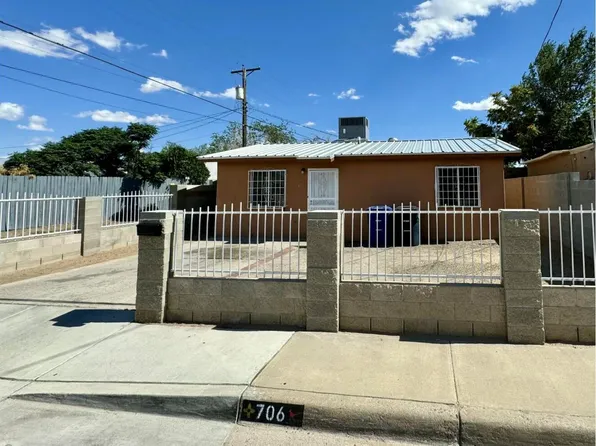 706 Anderson Ave SE, Albuquerque, NM 87102