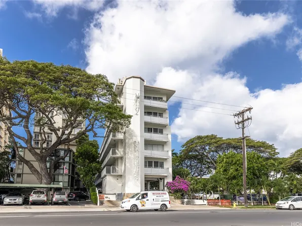 2937 Kalakaua Ave APT 46, Honolulu, HI 96815