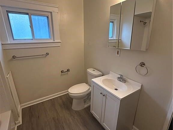 3rd image of 1753 Alcoy Rd