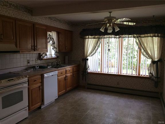 5th image of 306 E Noyes Blvd