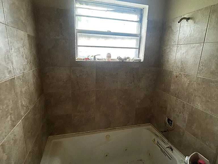 10068 Royal Dr — Photo 12