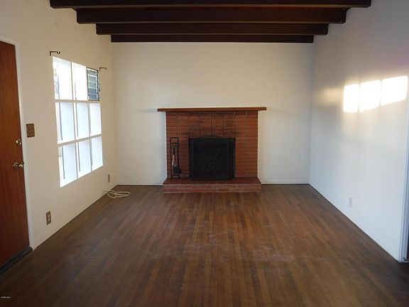 3rd image of 1140 Winthrop Ln