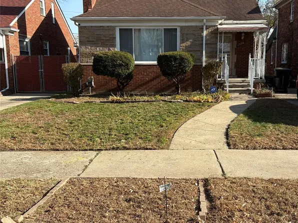 17196 Mendota St, Detroit, MI 48221