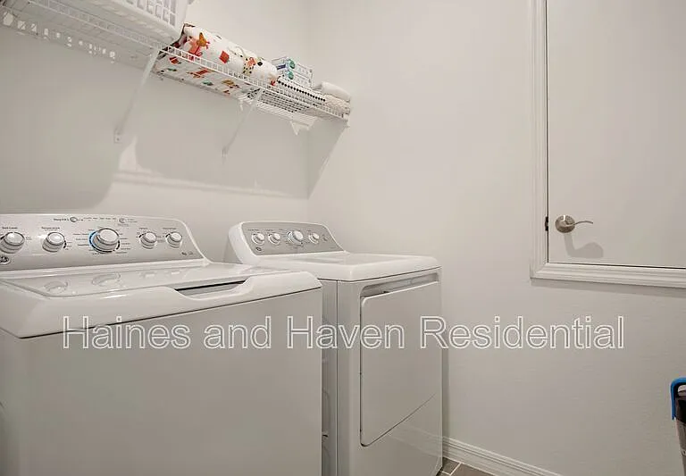 4136 Lavender Ct — Photo 31