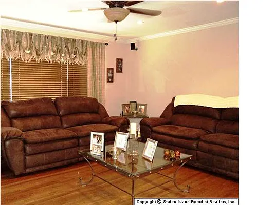 Sold by Home R Us Realty Of NY Inc | media 28