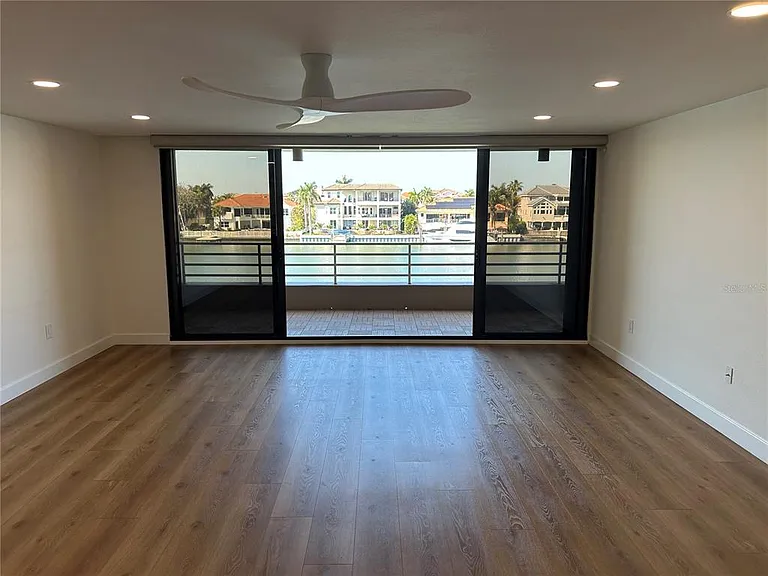 6260 Kipps Colony Ct #203 — Photo 12