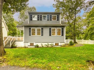 16 Ozone Road, Rocky Point, NY 11778