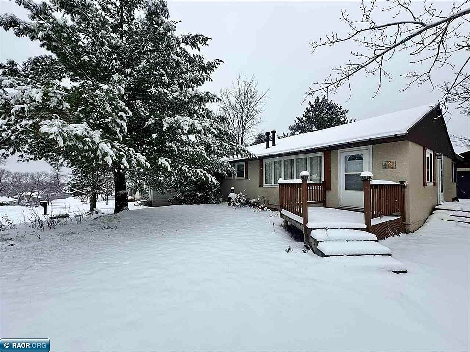 1st image of 24 Knob Hill Dr