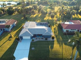 7220 Swan Lake Dr, Fort Myers, FL 33919