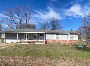 604 Beech Pl, Sikeston, MO 63801