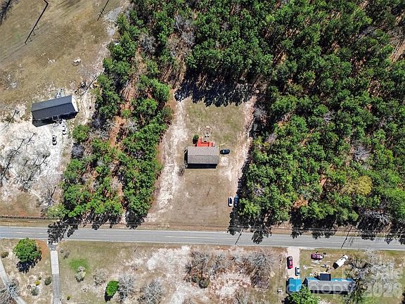 3rd image of 7836 Taxahaw Rd