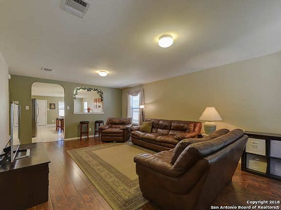 4th image of 10515 Marengo Ln