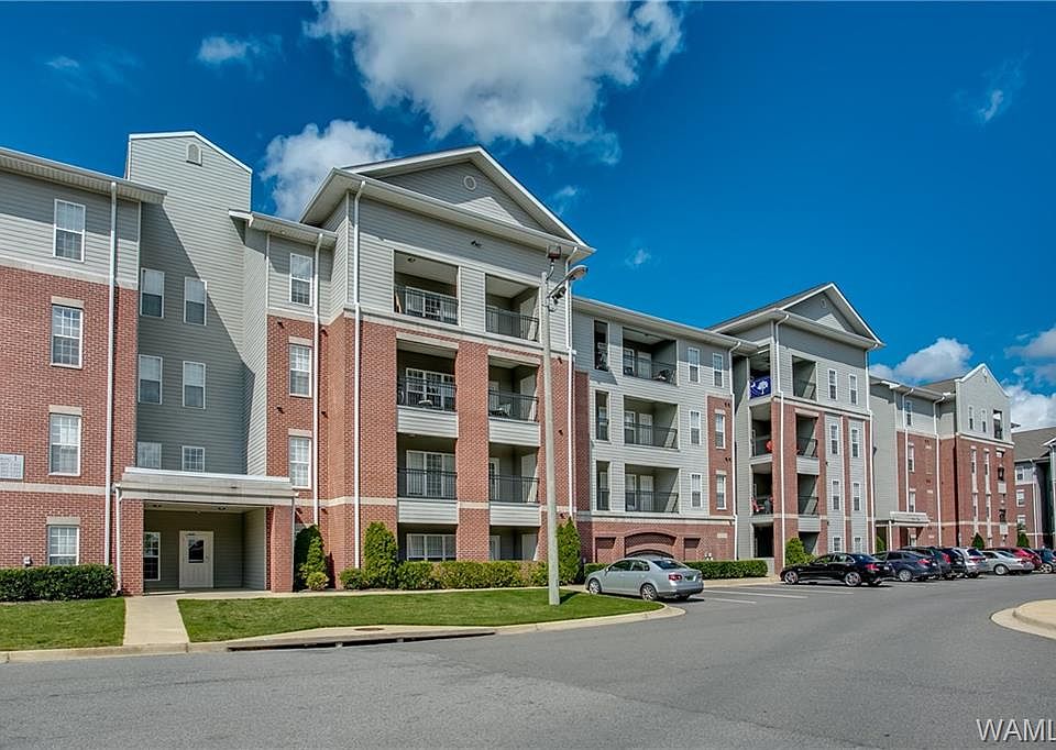 1st image of 700 15th St Unit 1405