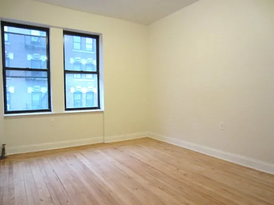 Rented by Bohemia Realty Group | media 8