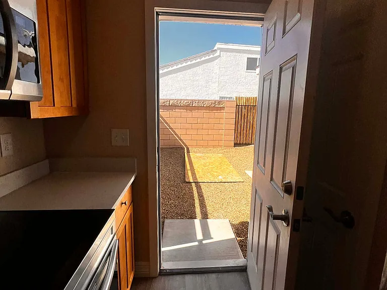 396 Riverfront Dr — Photo 120