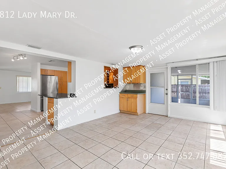 1812 Lady Mary Dr — Photo 19