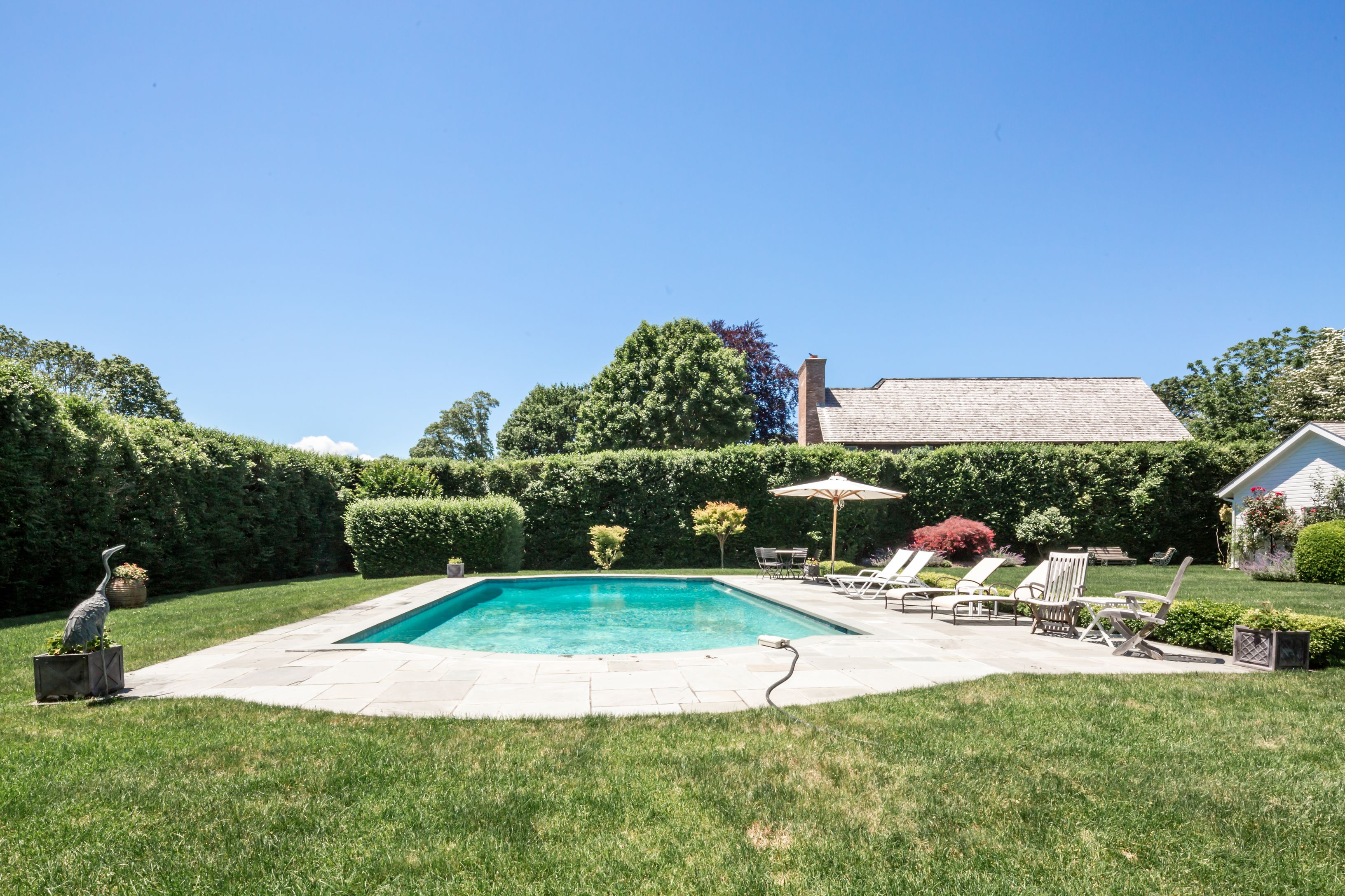 252 Hill St, Southampton, NY 11968 Out East