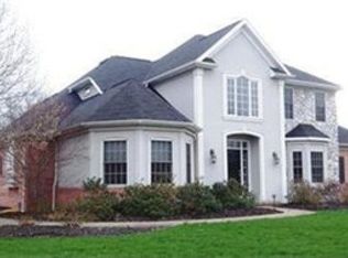 8152 Bishops Ct, Broadview Heights, OH 44147