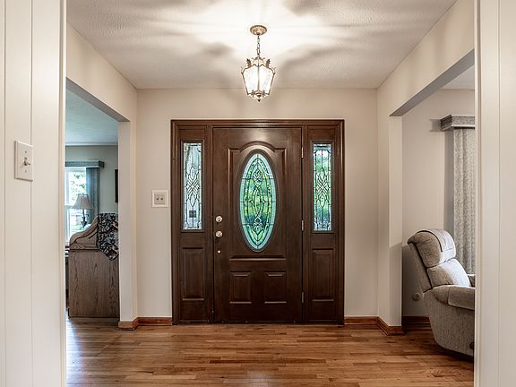 4th image of 8256 Stafford Ln