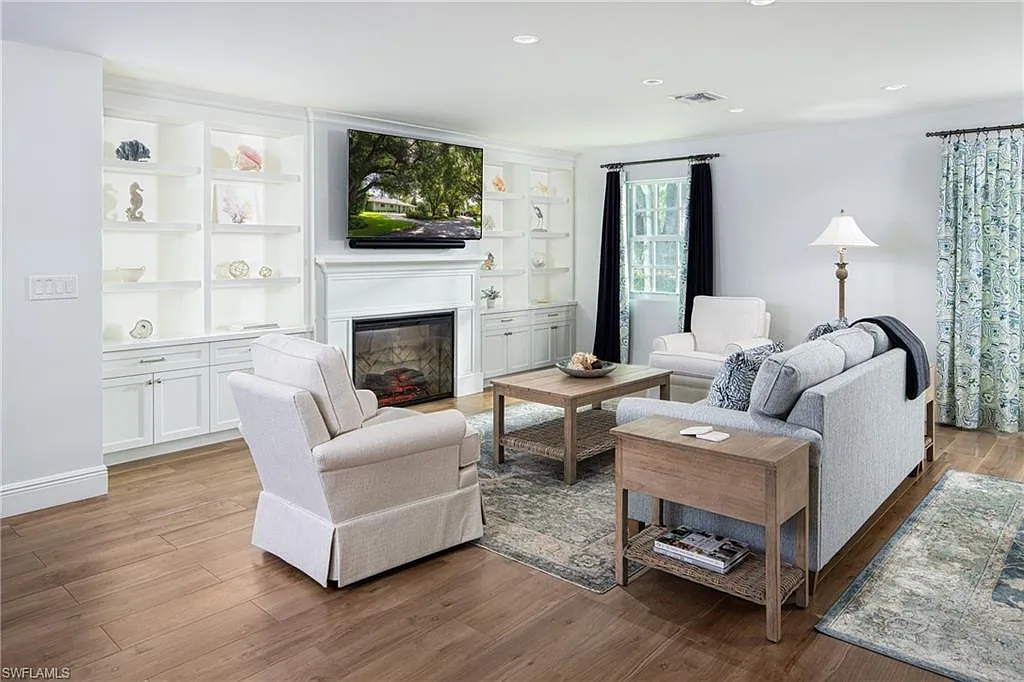 3 bed, 4.0 bath, 2604 sqft, $45,000 — Photo 3