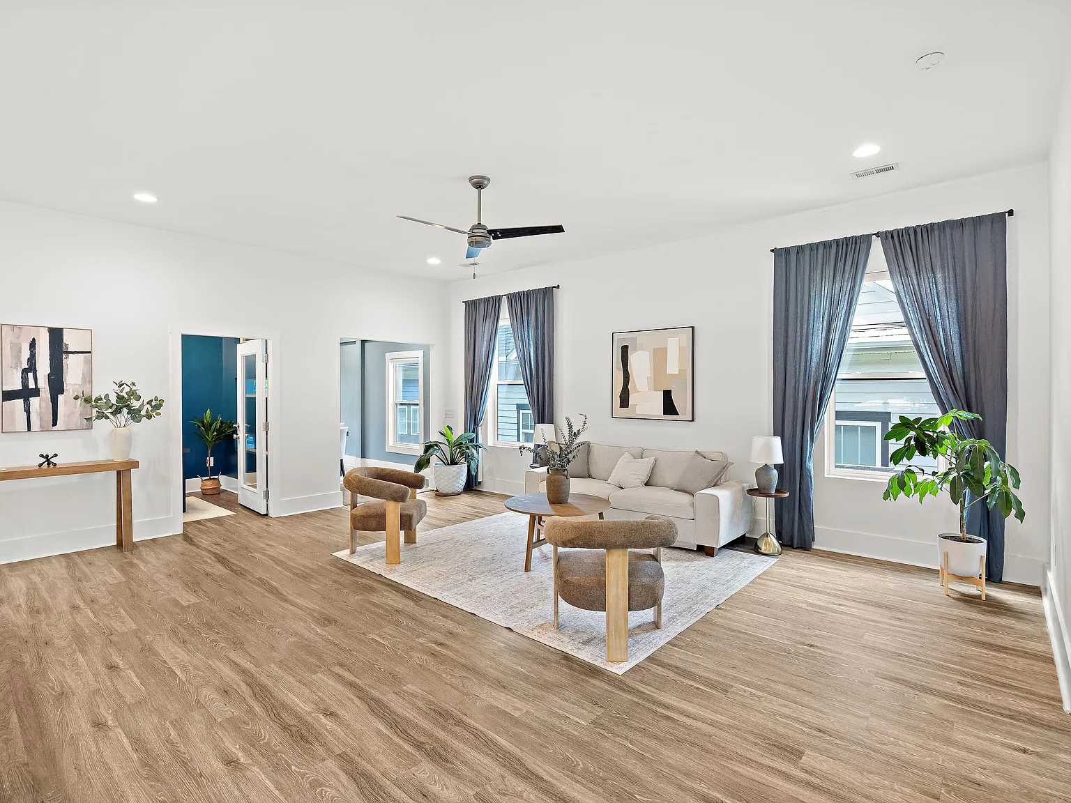 3 bed, 2129 sqft, $4,500 — Photo 4