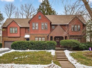 49 Kenwood Ave, Davenport, IA 52803