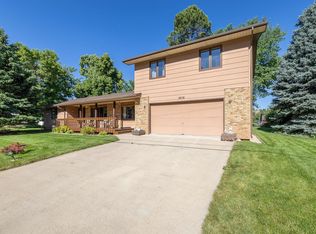 3015 W Park Ln, Rapid City, SD 57702
