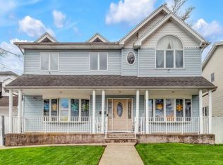 336 Beach Rd, Staten Island, NY 10312