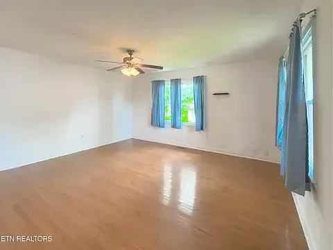 3 bed, 1134 sqft, $1,800 — Photo 3