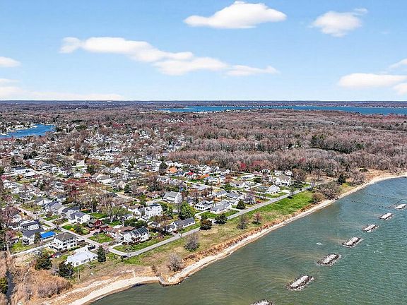 5th image of 118 Elliott Pl