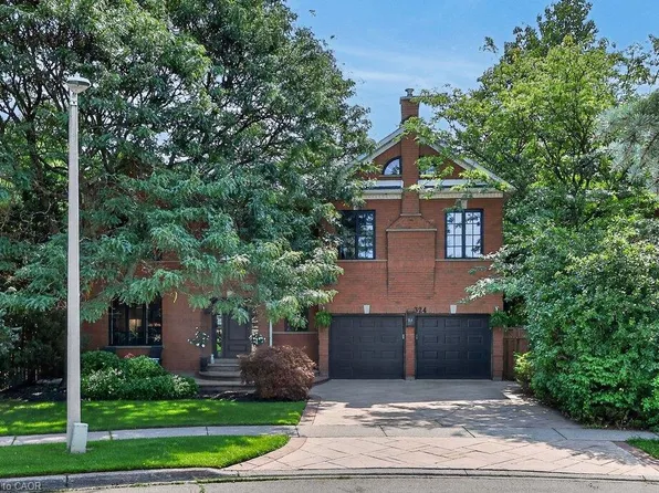 324 Oakridge Ct, Oakville, ON L6H 5T9