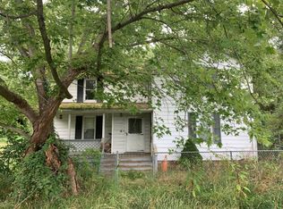 319 Mineral St, Middletown, VA 22645