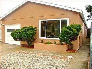 1st image of 3 Morton Dr