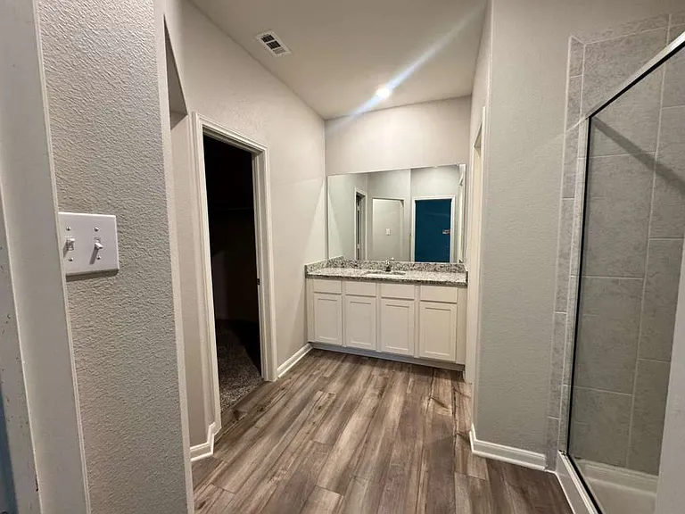 408 Zimmet Dr — Photo 16