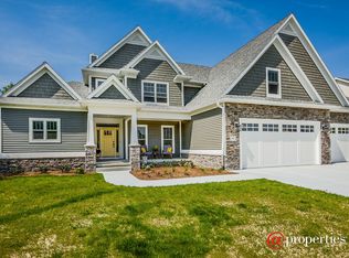 2407 Perry Dr, Stevensville, MI 49127
