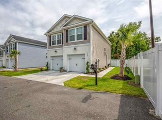 1000 Meadowoods Dr, Murrells Inlet, SC 29576