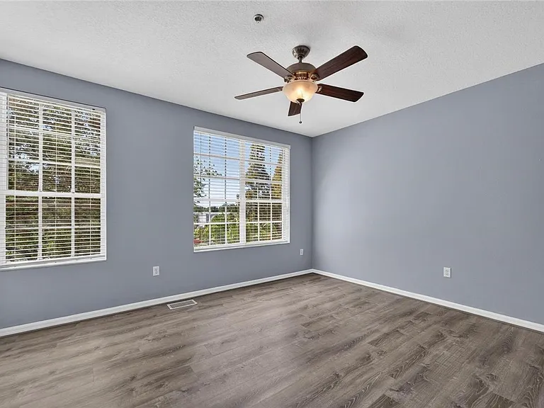 3186 Bayshore Oaks Dr — Photo 49