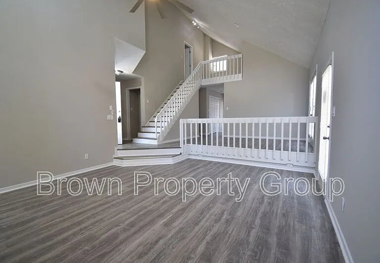 5817 Horton Pl — Photo 5