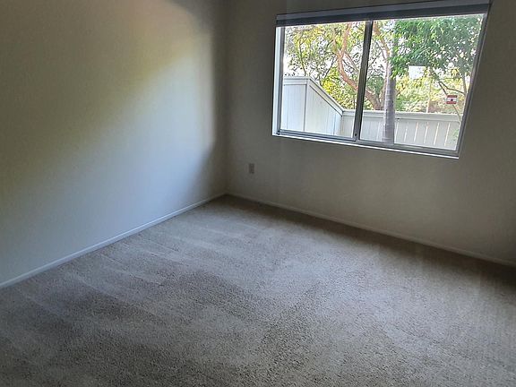 5th image of 4254 Mesa Vista Way Unit 7