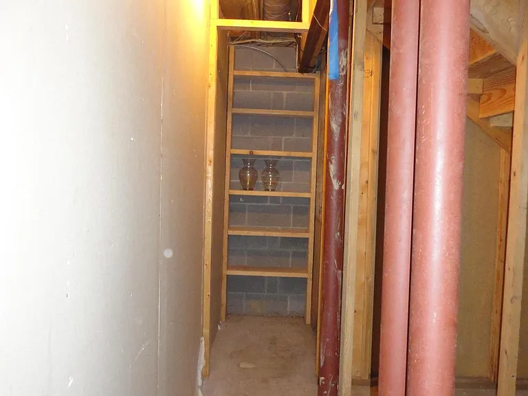 814 Rustic Ln — Photo 65