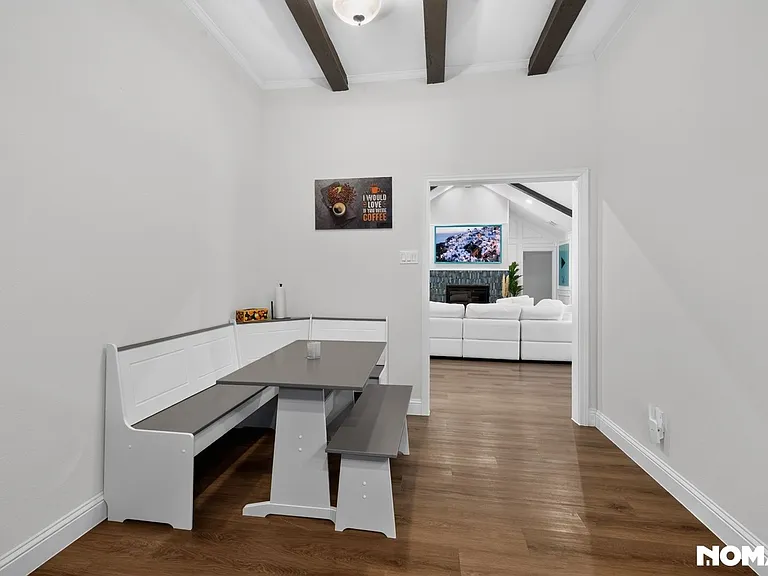 2926 Apple Valley Dr — Photo 26