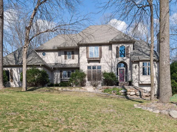 6115 Sweetwater Ct, Shorewood, MN 55331