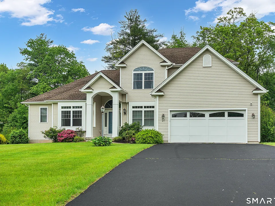 21 Beaudry Ln