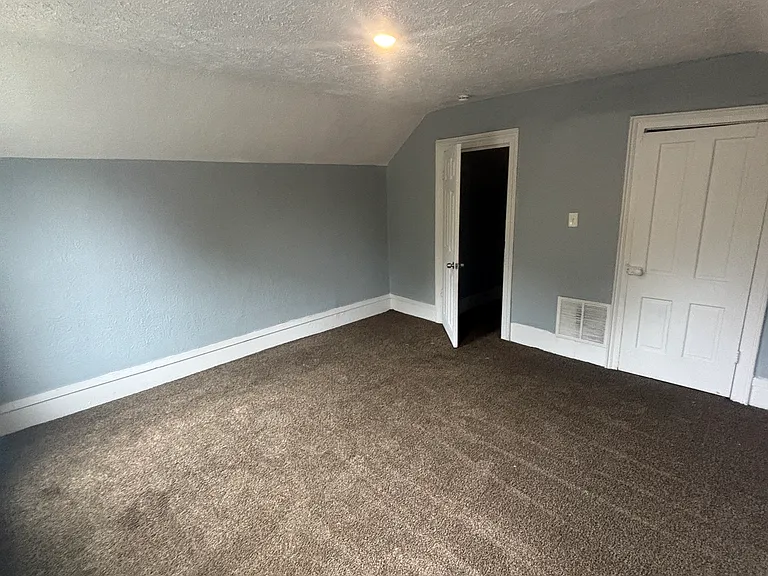 548 Vernon Odom Blvd — Photo 14