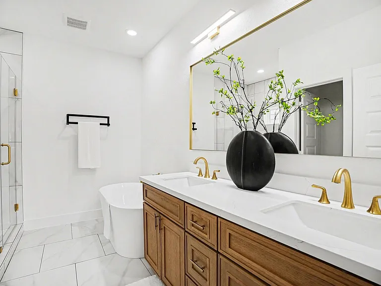 115 Milby St — Photo 15