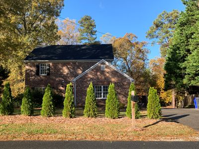 611 Lakeshore Dr, Hillsborough, NC, 27278